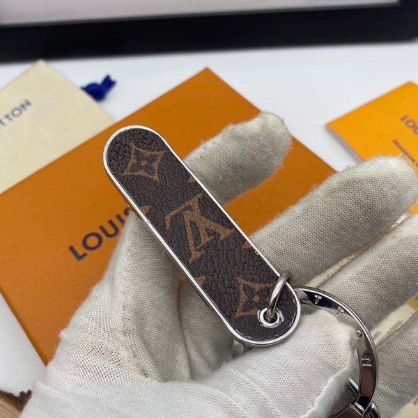 ブランドキーホルダー細部ディテール